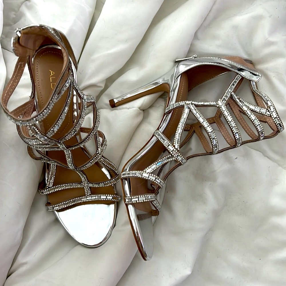 Brand new stunning silver back zip ankle sandal